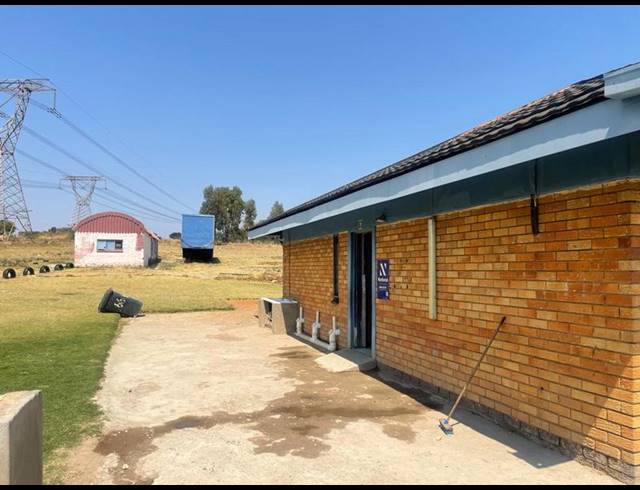 FARM FOR SALE IN MNANDI